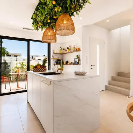 Villa La Dolce 5 étoiles, Piscine Privée Chauffée, 700 M De La
