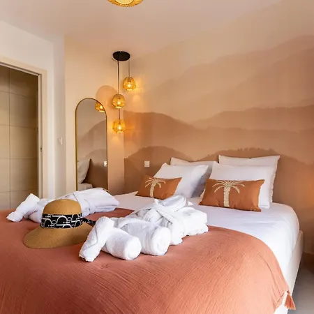 La Dolce 5 Etoiles, Piscine Privee Chauffee, 700 M De La Villa *